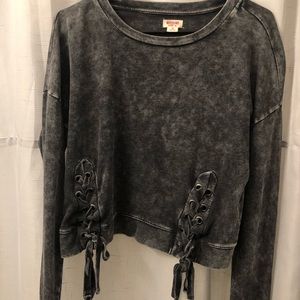 Cropped sweatshirt/sweater